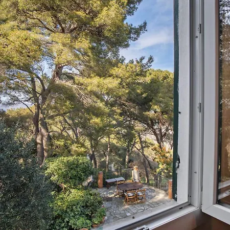 Torre Alpicella Home, A Scenic Escape Into Nature And Relaxation Feriehus *