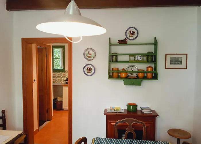 Semesterbostad Torre Alpicella Home, A Scenic Escape! *