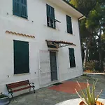 Feriehus Torre Alpicella - Essenza Di Riviera Holiday Home *